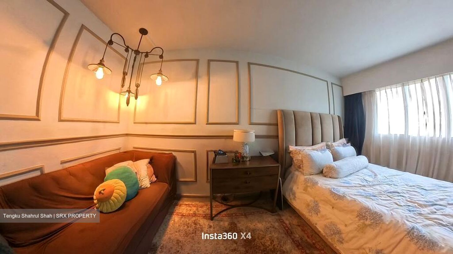 Tampines Street 42 (Tampines), Multi Generation #524339701